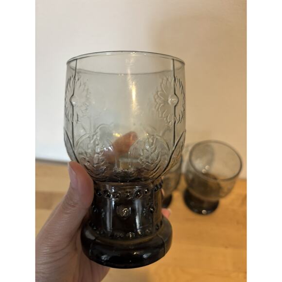 Anthropologie Helianthus Goblets Footed Smoke Color Water Flower Floral Set Of 4 - Picture 3 of 7